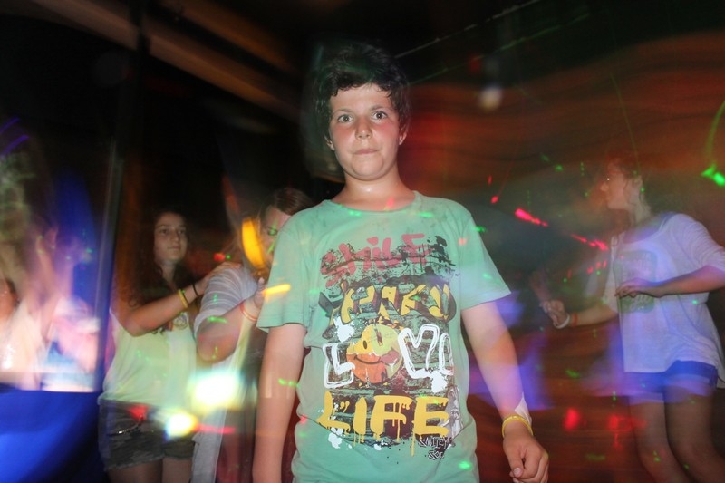 Village Camps International Summer Camp Leysin, Switzerland 2025-08-09 https://www.villagecamps.com/journals_admin/images/682-17-disco (77).jpg